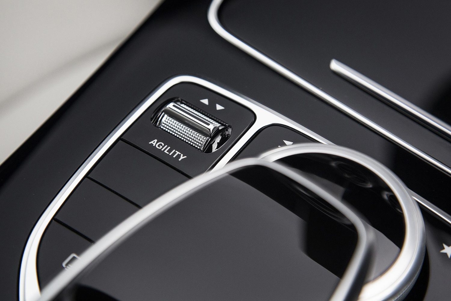 Mercedes-Benz C 250 d AMG Line 2015: эксплуатационные расходы